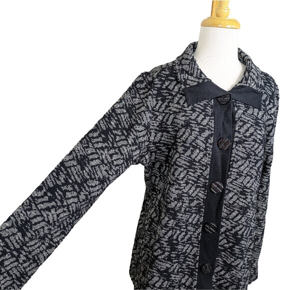 NEW Habitat Jacket Blazer Medium Black Gray Knit Abstract Button Front Lagenlook - Picture 6 of 14